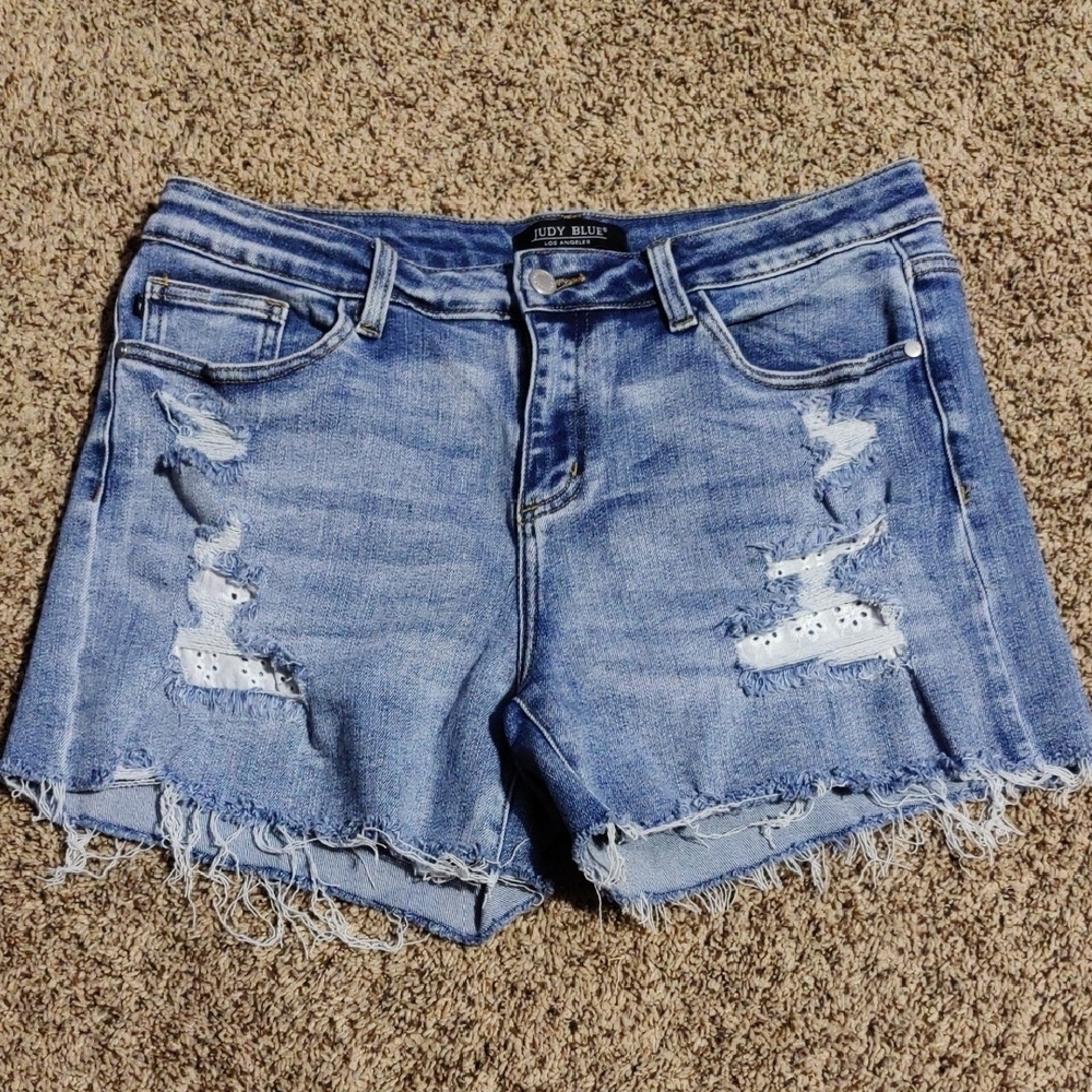 Judy Blue Women's Distressed Denim Shorts - Blue